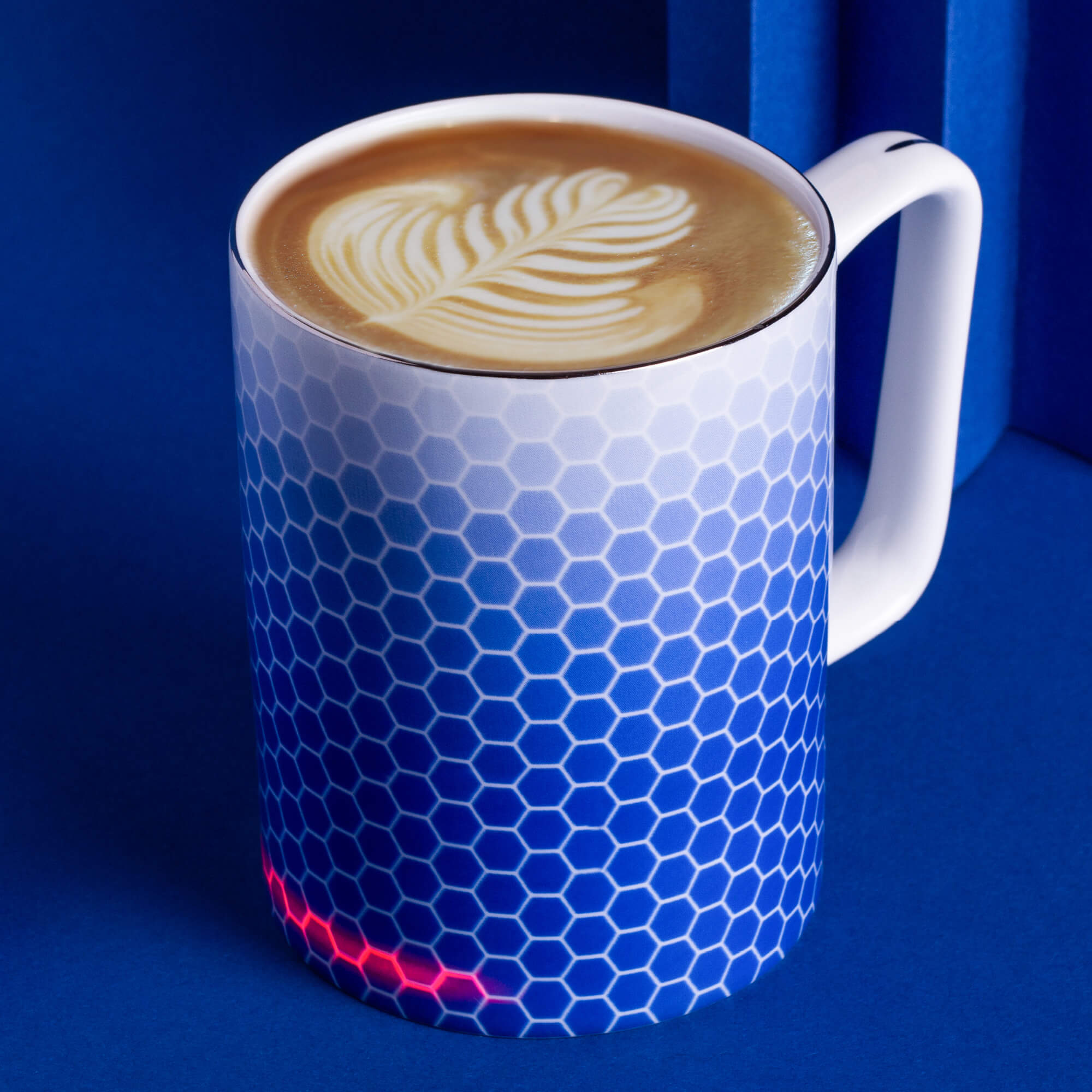 Glowstone Smart Mug 2 Honeycomb in Electric Blue