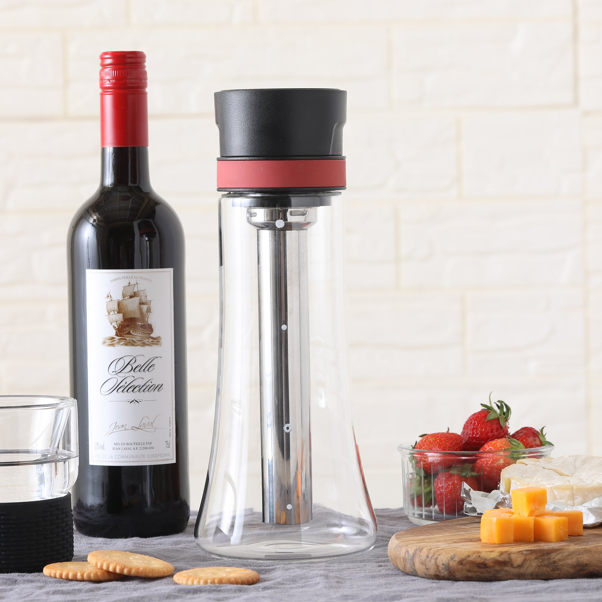 THAT Inventions TRO Trios Decanter Brewer Carafe in Red